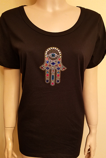 SCOOP NECK  WITH SPLIT SLEEVES WITH LARGE  HAMSA DESIGN IN SIZE LARGE